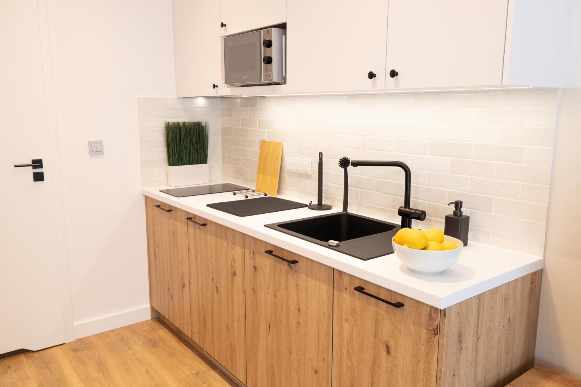 B85 Suites Warszawa Eksteriør bilde